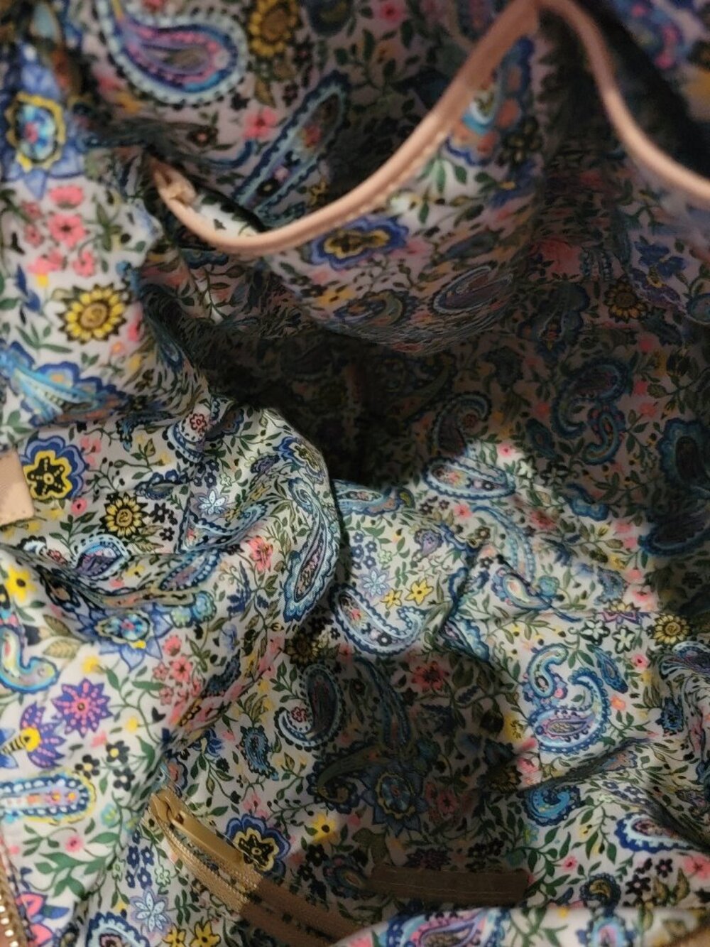 Vera Bradley Midtown Crossbody Tote Bag - Picture 3 of 15